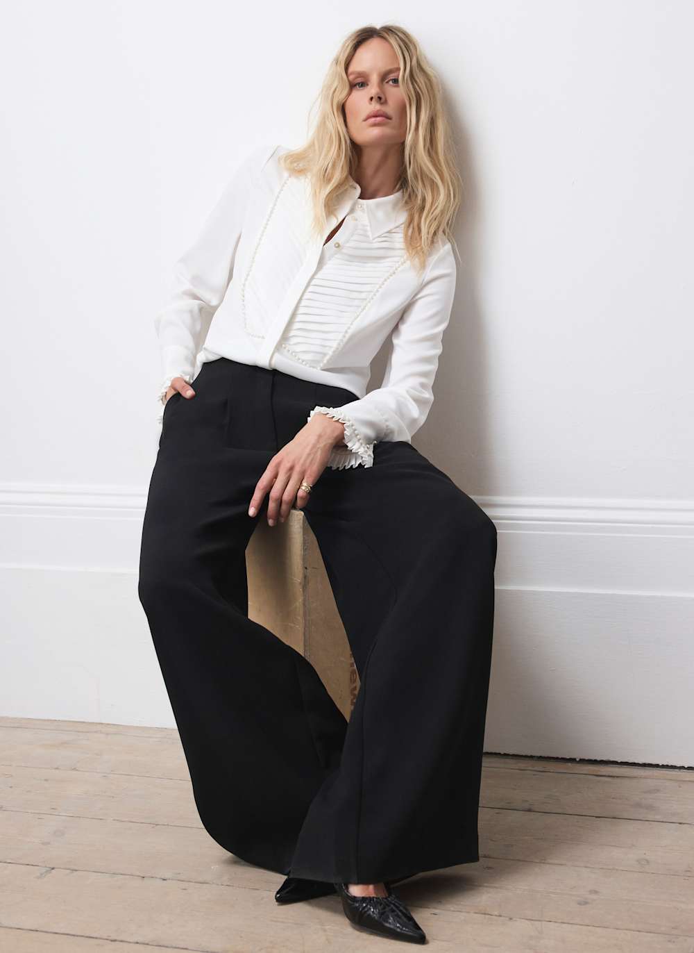 Black Wide Leg Darted Trousers
