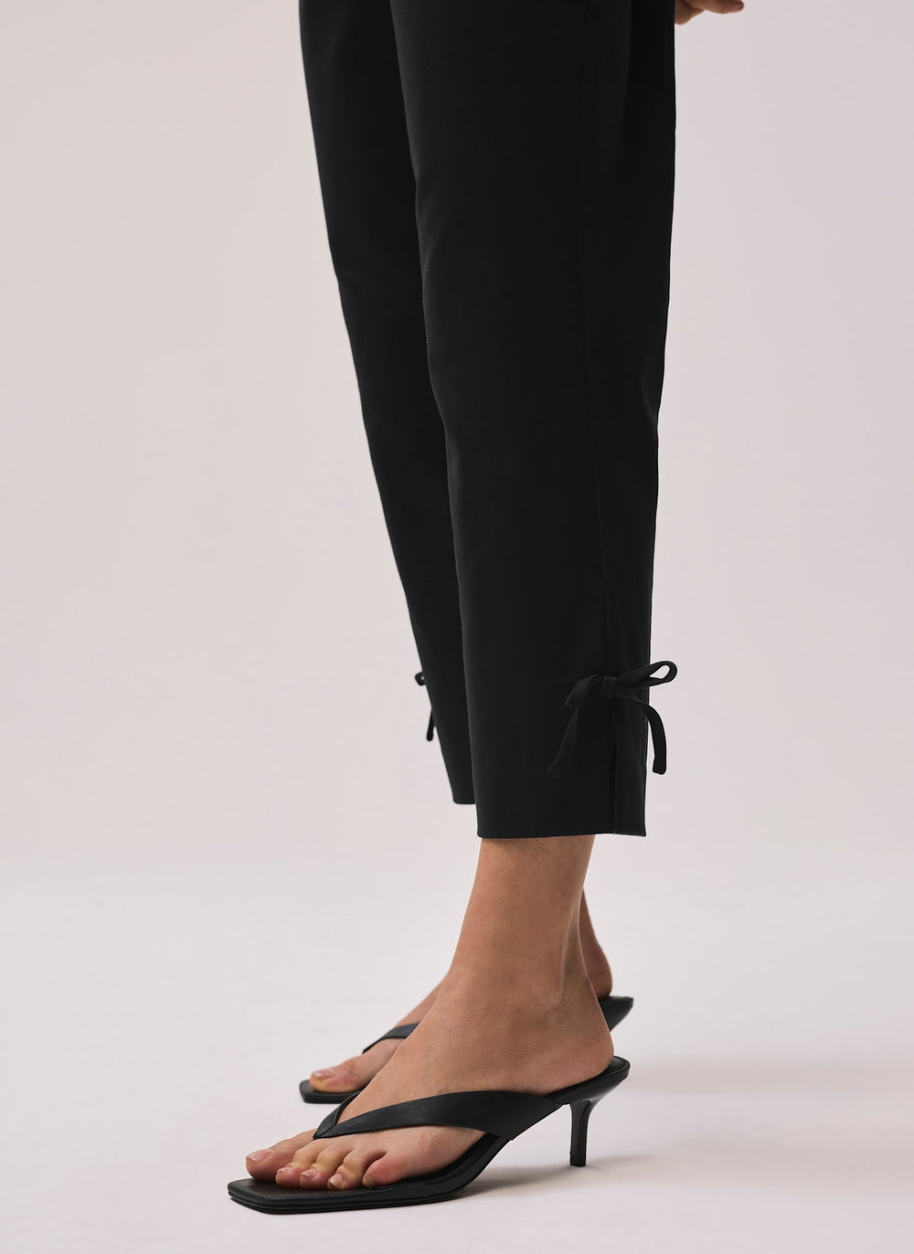 Black Cotton Blend Capri Trousers