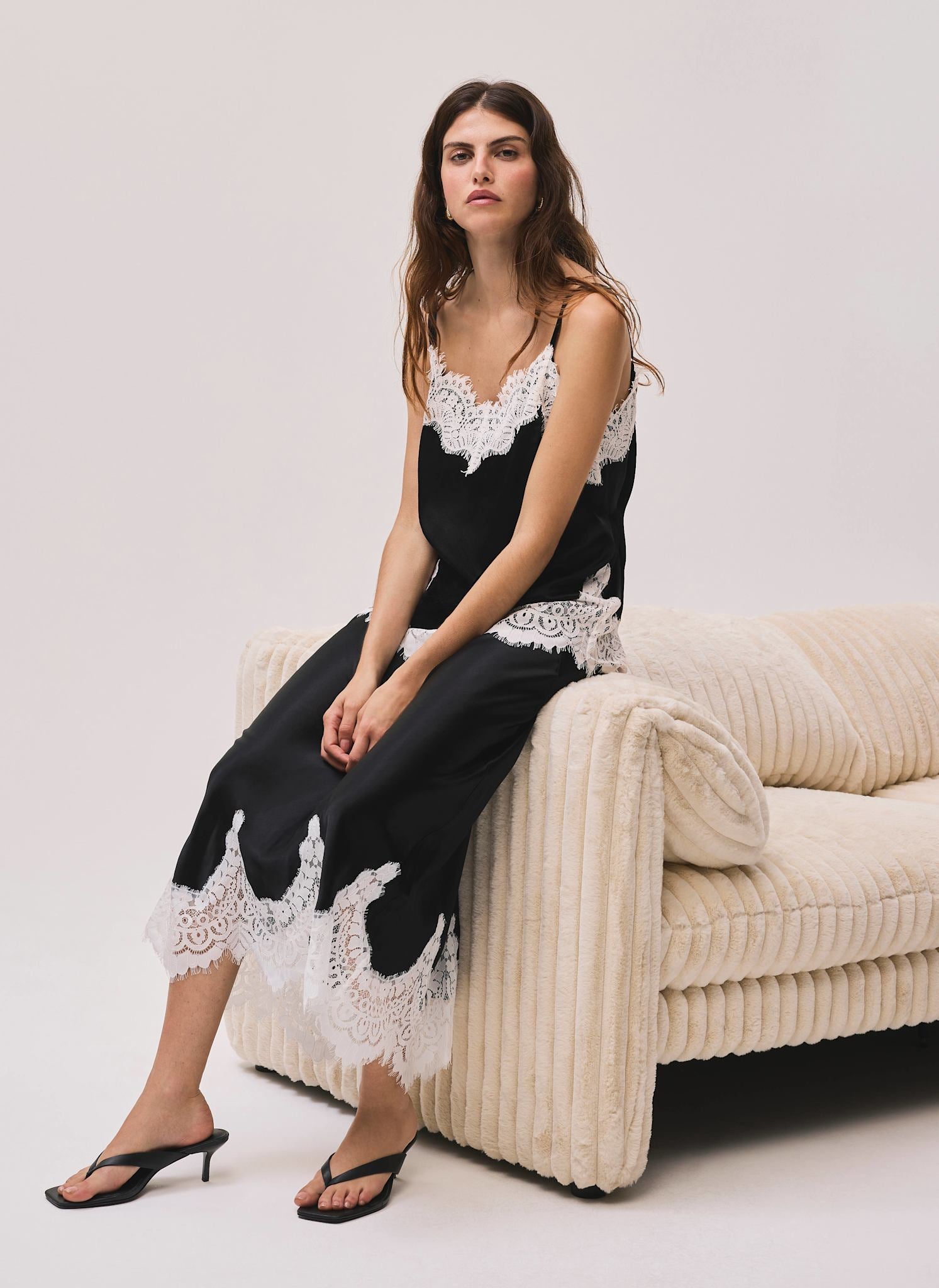 Black Satin Lace Midi Skirt – Mint Velvet