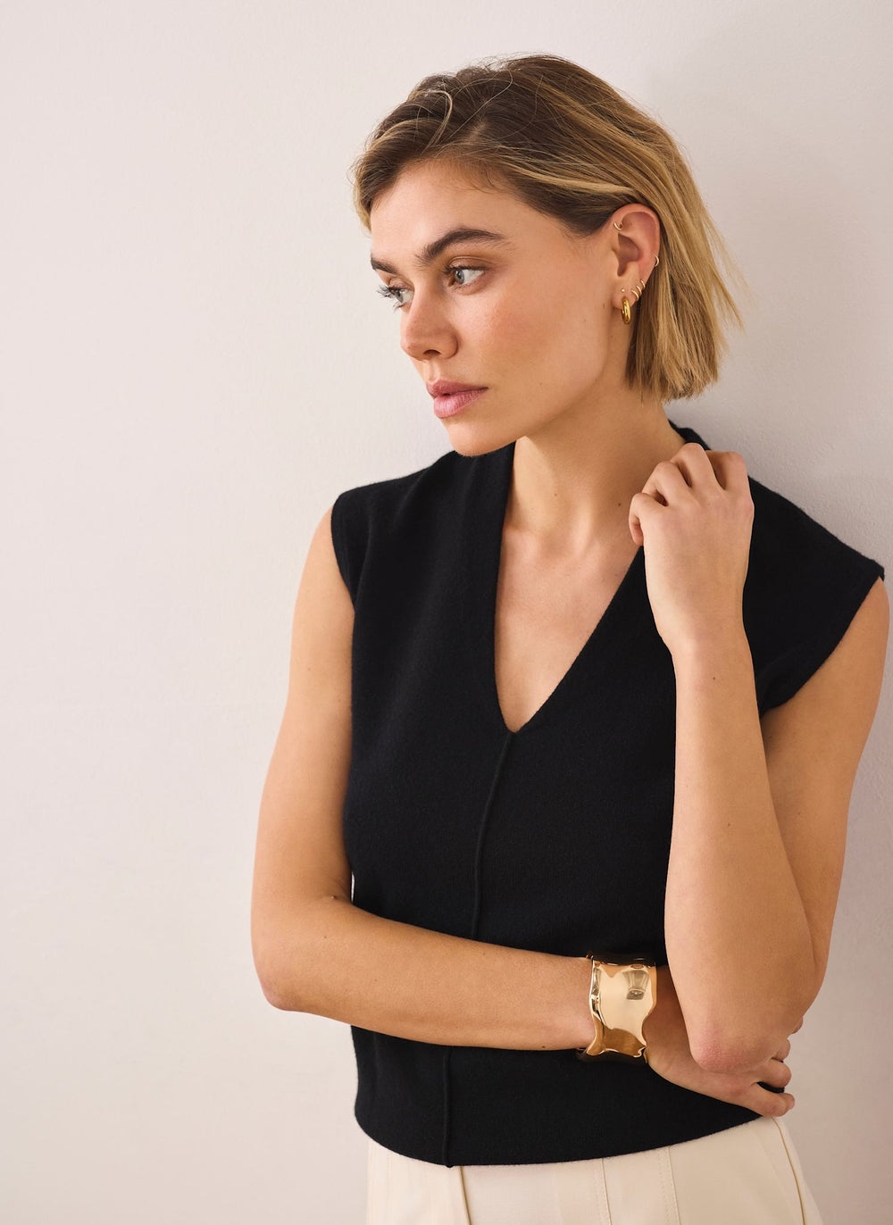 Black Wool Blend Sleeveless Knit Top