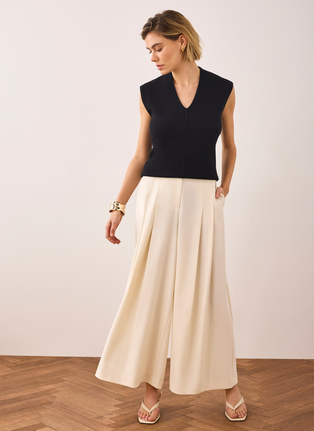 Black Wool Blend Sleeveless Knit Top