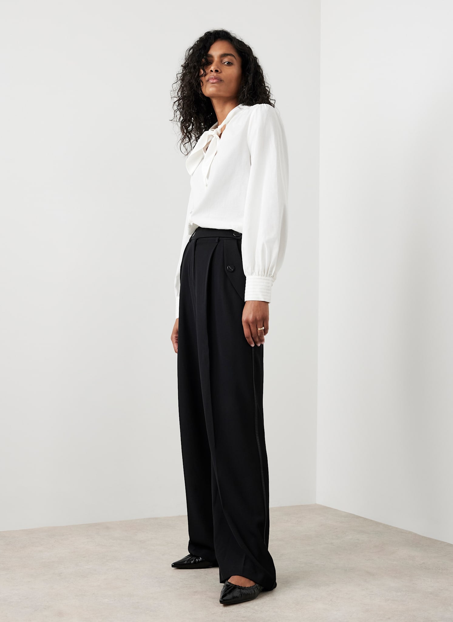 Wide Cropped Trouser in Black main image 0