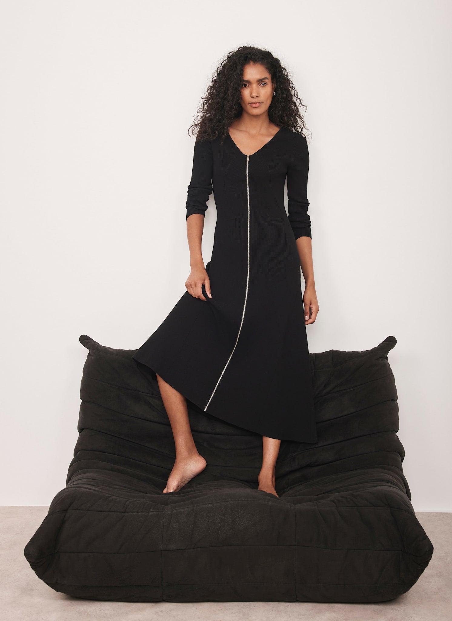 Black Ribbed Knit Maxi Dress – Mint Velvet
