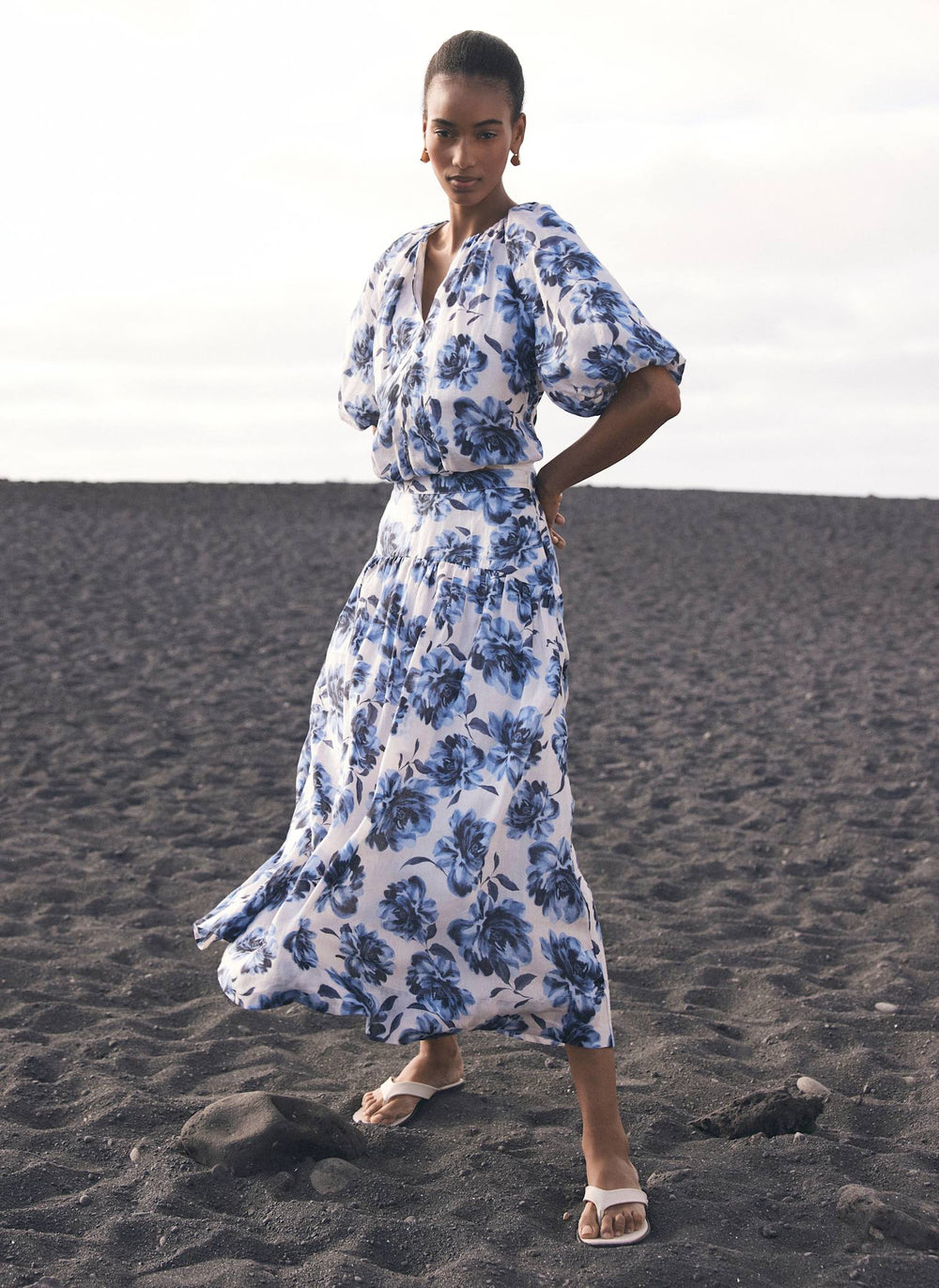 Blue Floral Print Cropped Top