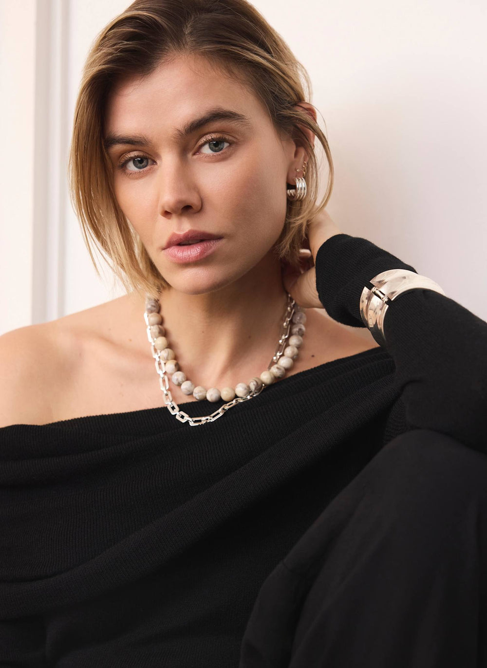 Neutral Beaded and Chain Layer Necklace