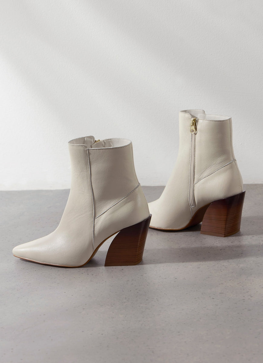 Mint velvet white boots Clearance