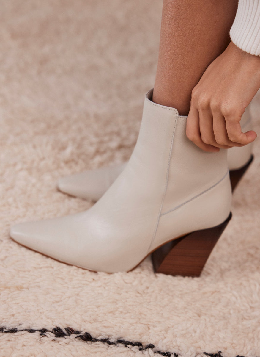 Mint velvet white boots Clearance