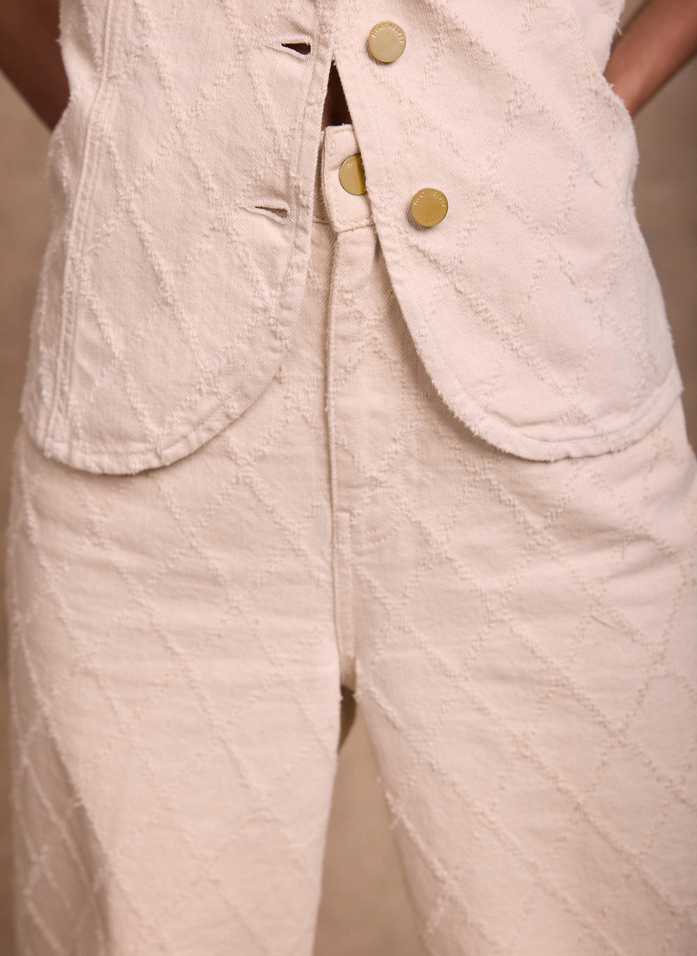 Cream Diamond Textured Wide Jeans
