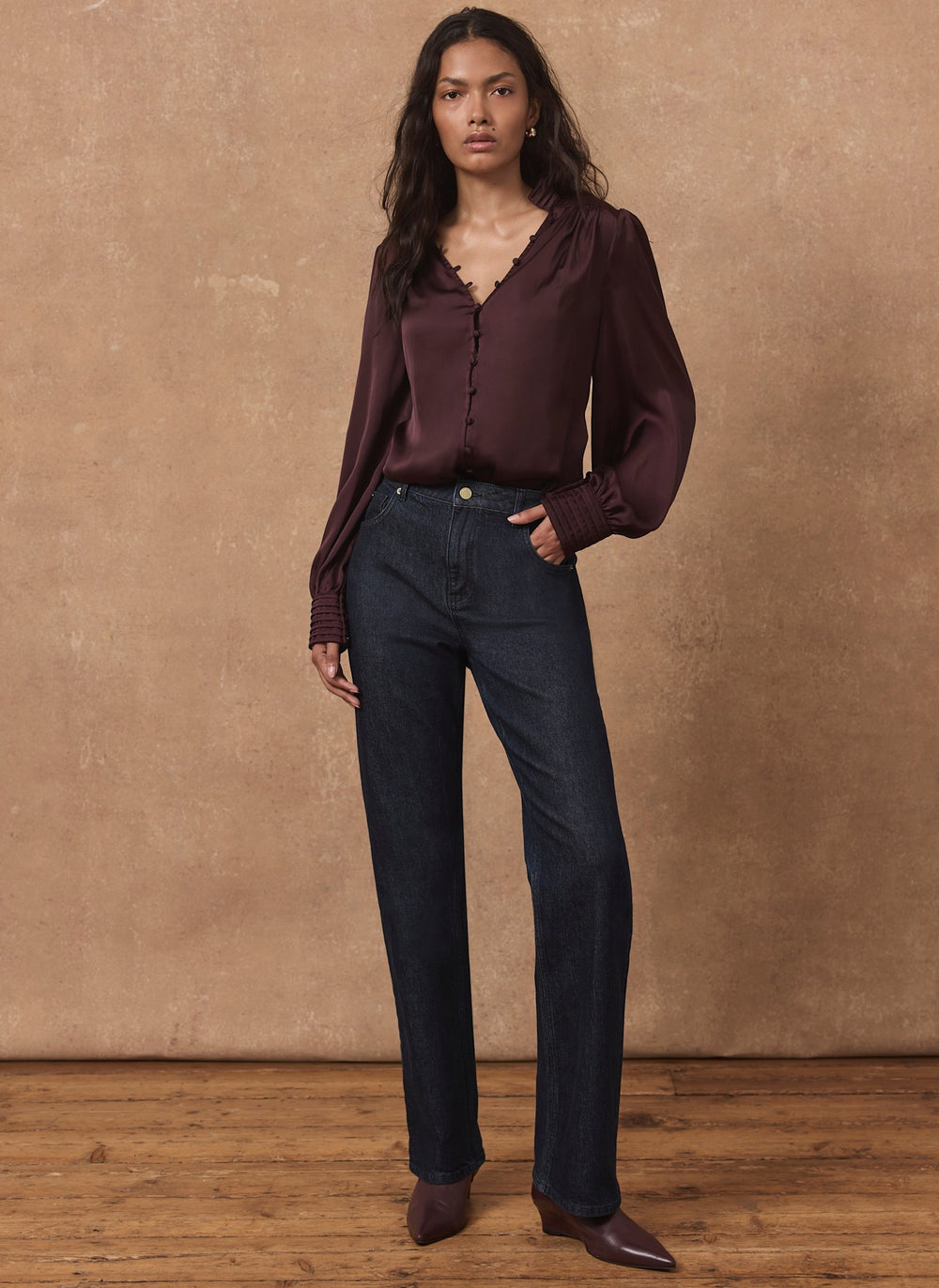 Dark Indigo 90s Straight Jeans