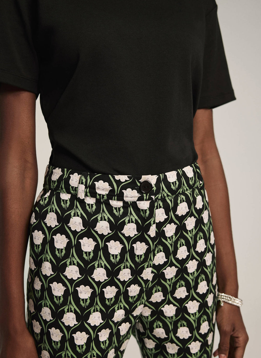 Black Floral Print Capri Trousers