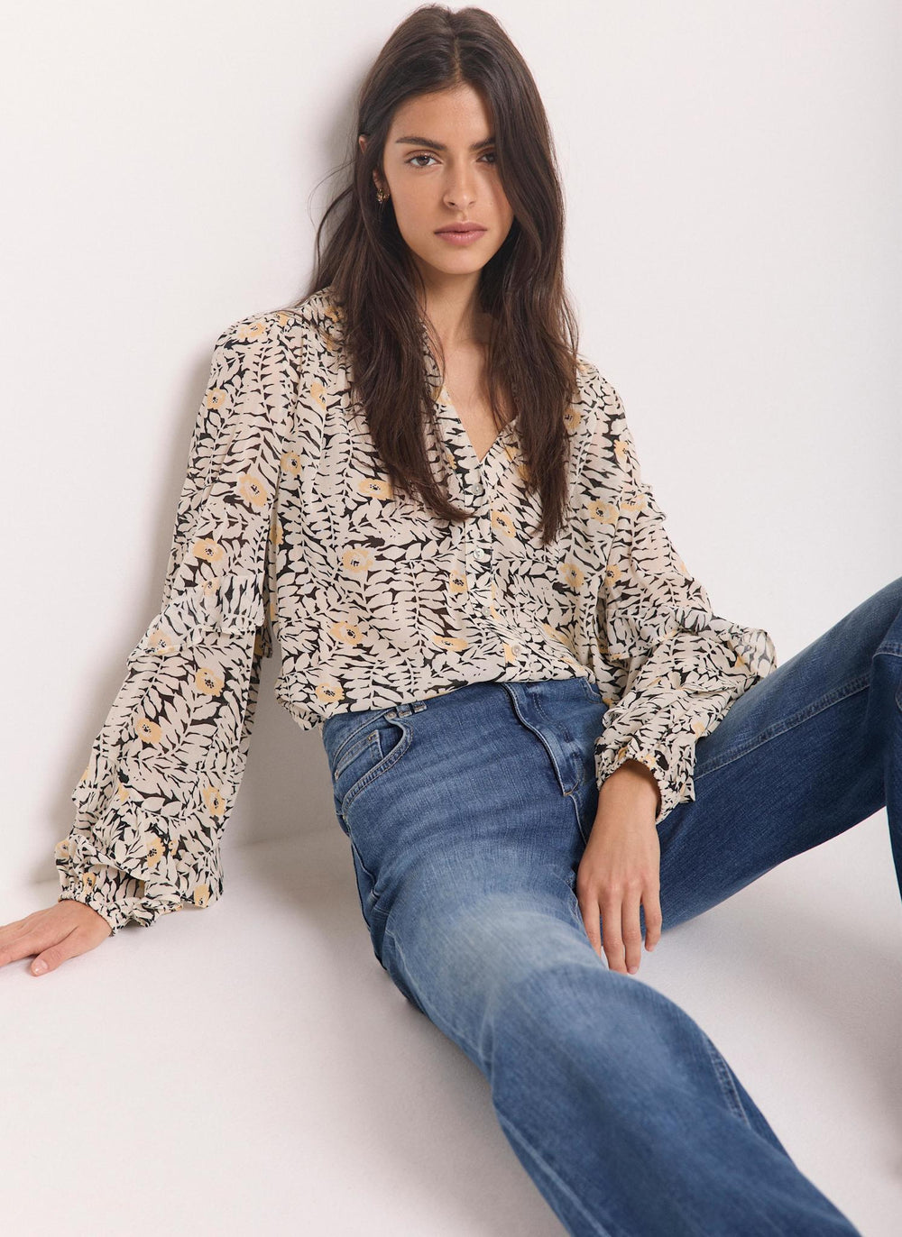 Floral Print Ruffle Blouse