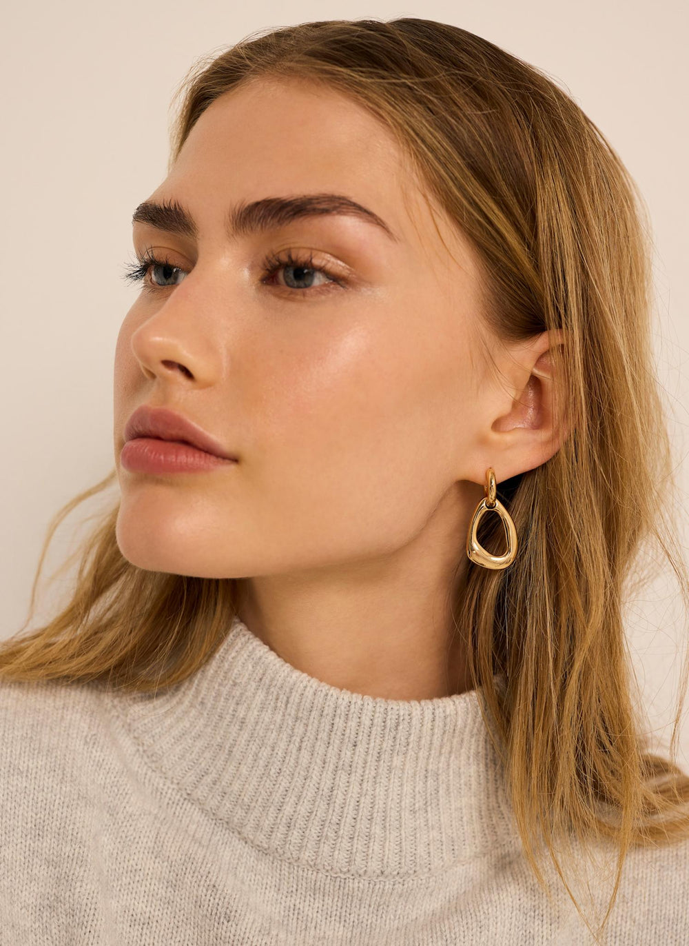 Gold Tone Sculpted Drop Earrings