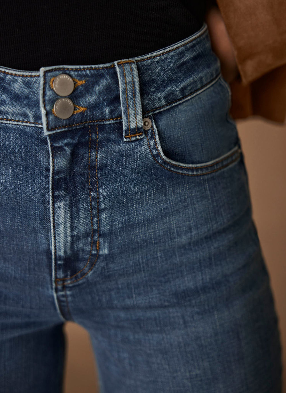 Mid Indigo Cropped Wide Jeans