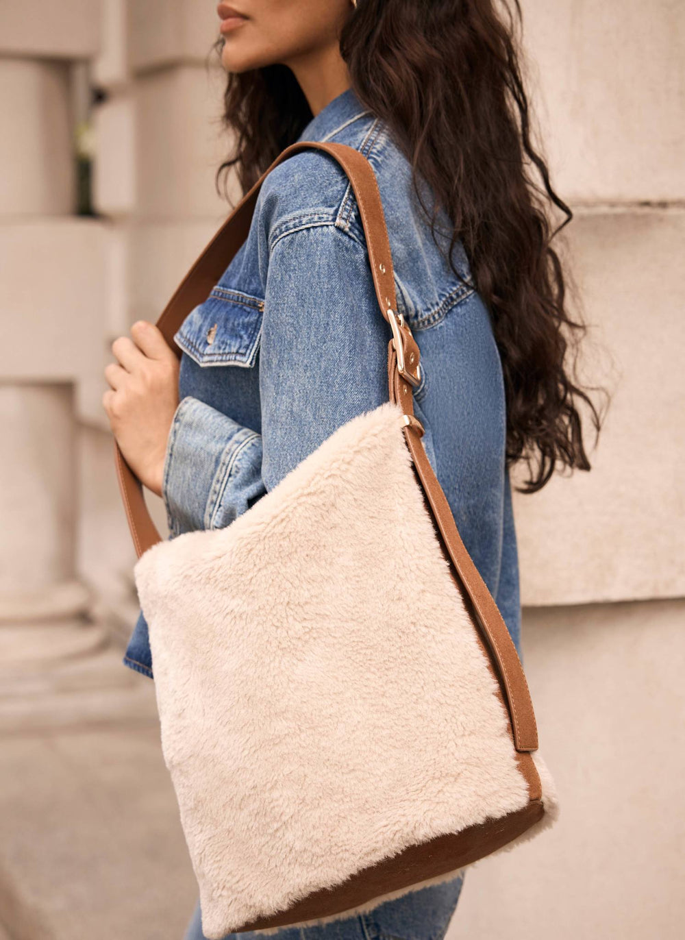 Isla Neutral Faux Fur Bucket Bag