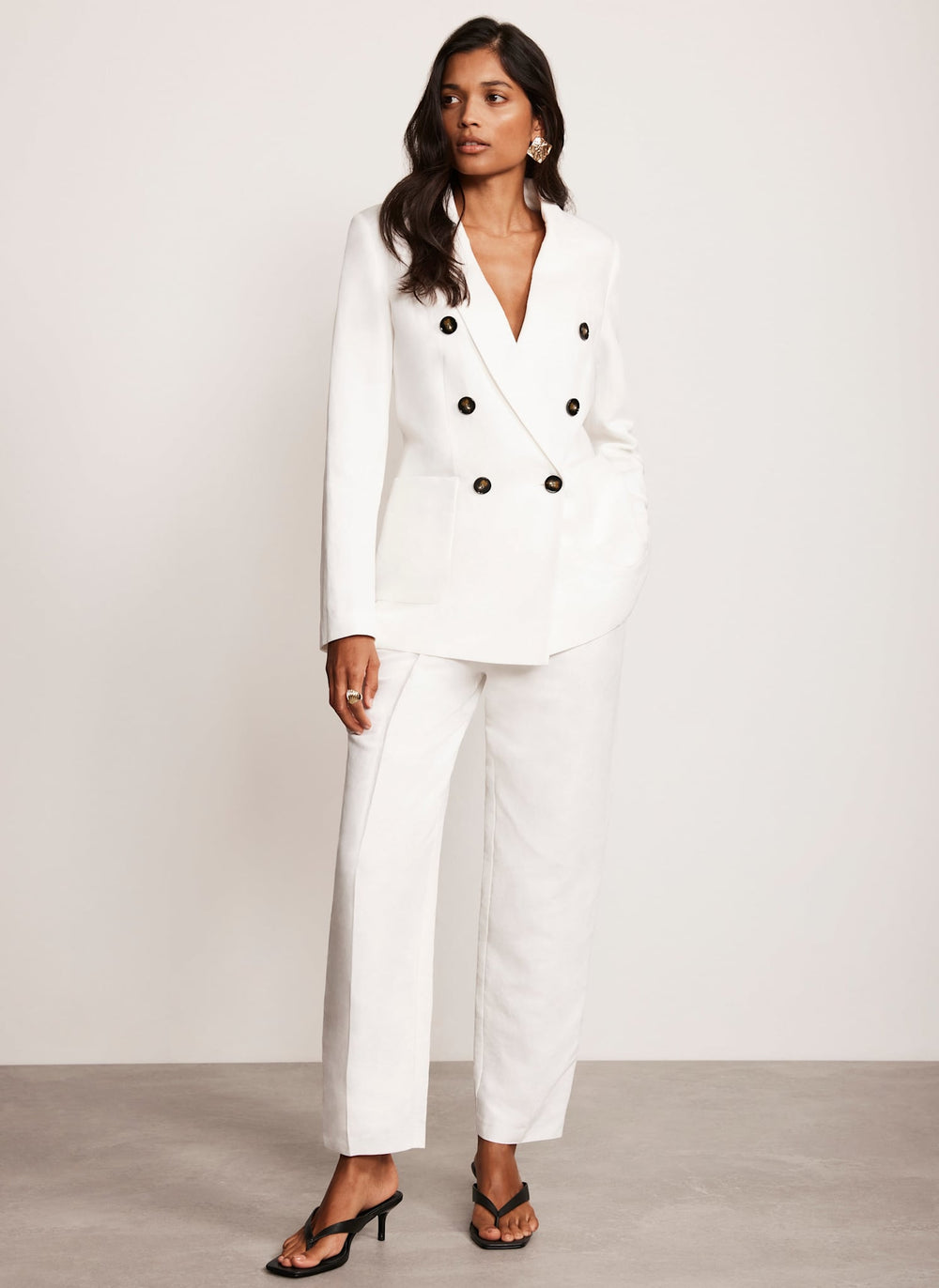 White Linen Blend Barrel Trousers