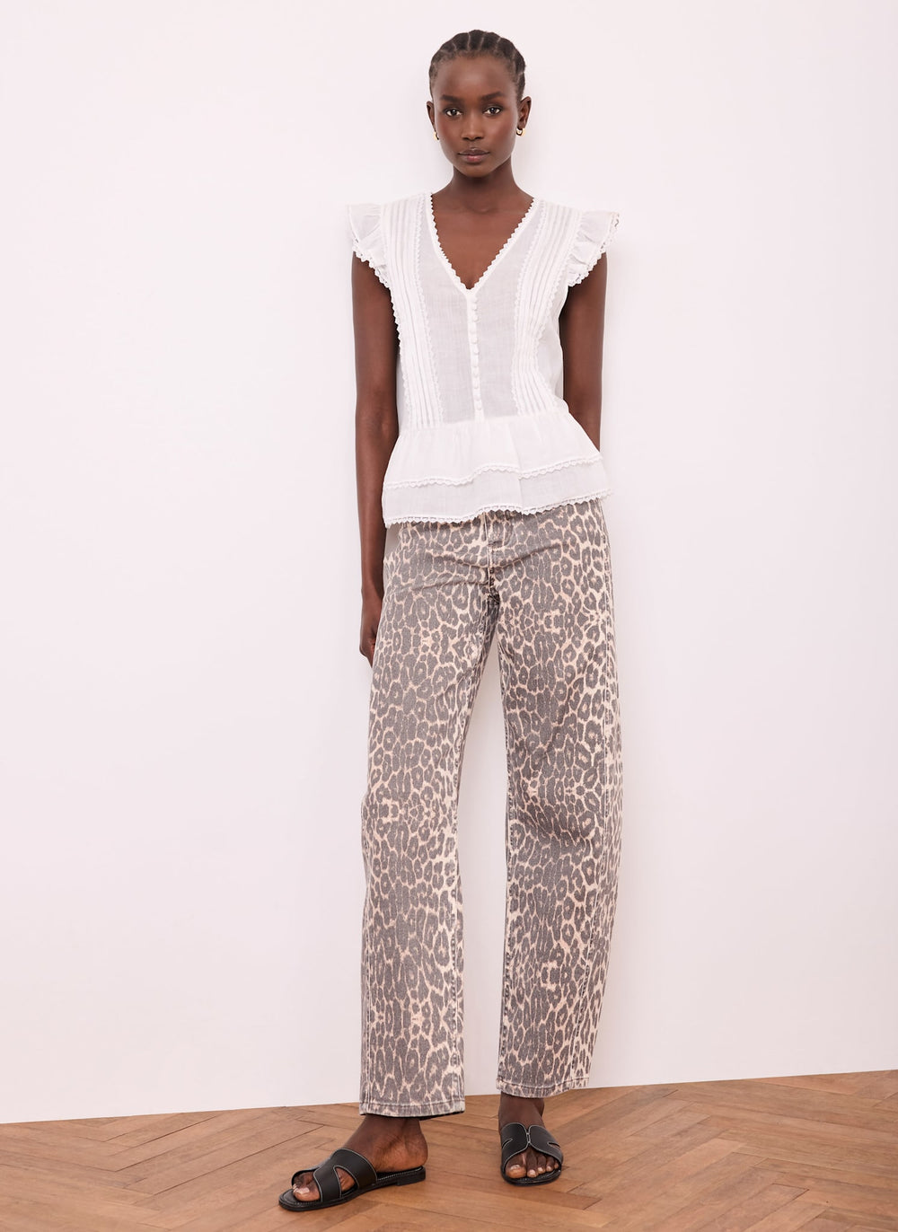 Leopard Print Barrel Leg Jeans