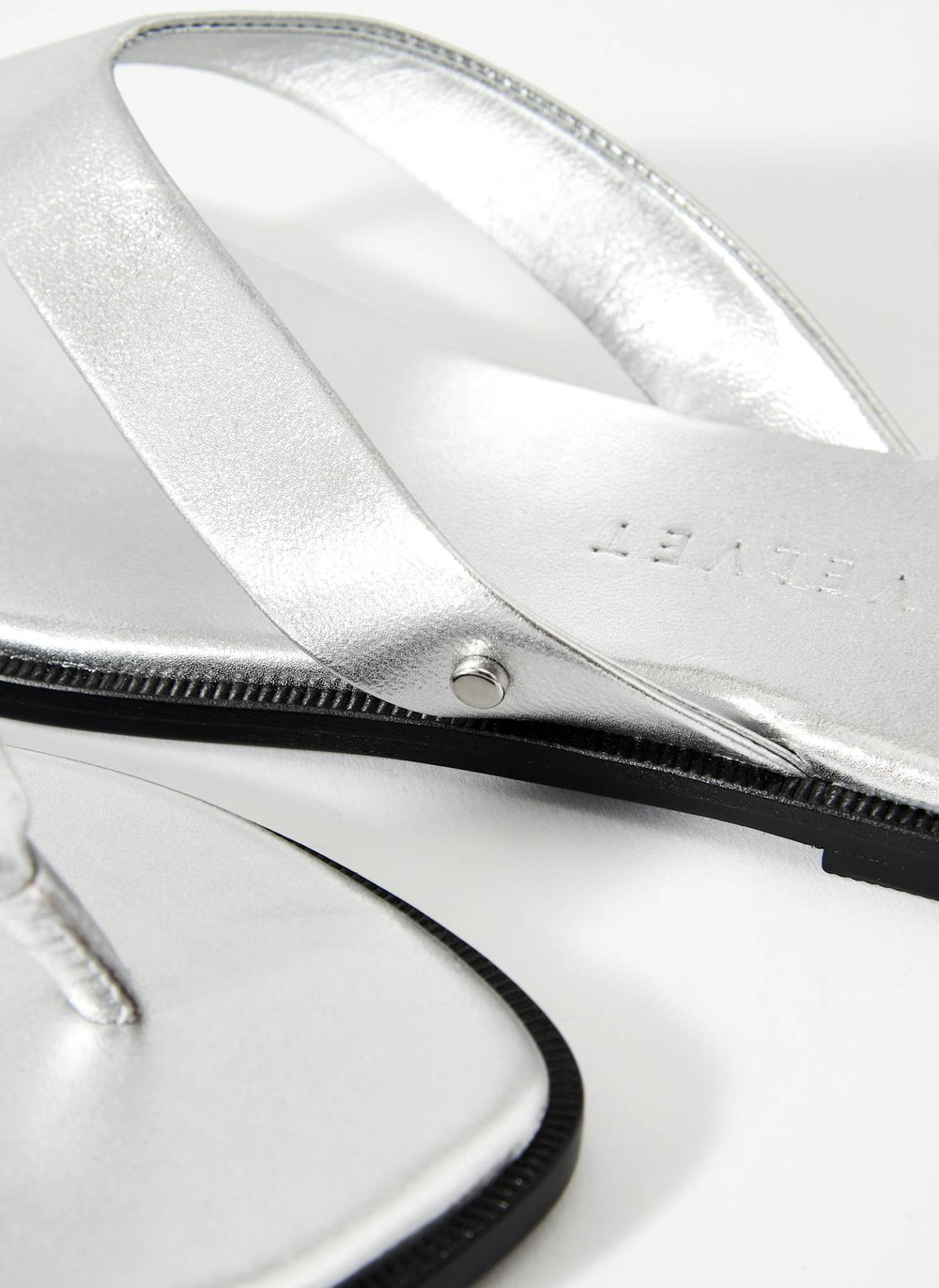 Lula Silver Leather Flip Flops