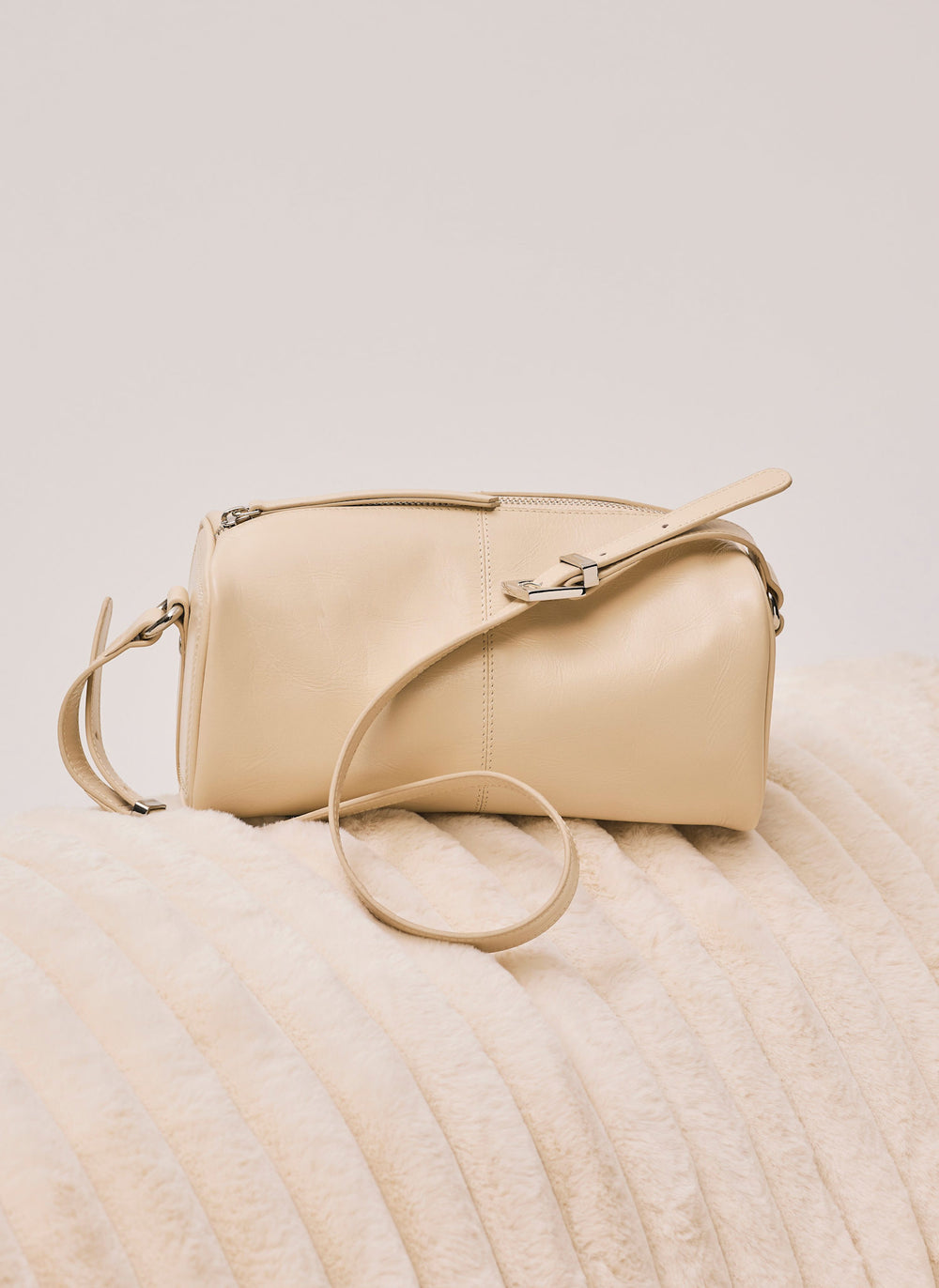Matilda Butter Yellow Leather Shoulder Bag