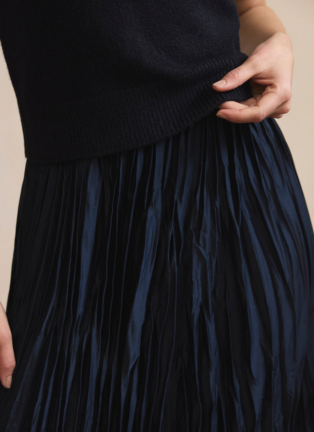 Navy Knit Puff Sleeve Maxi Dress