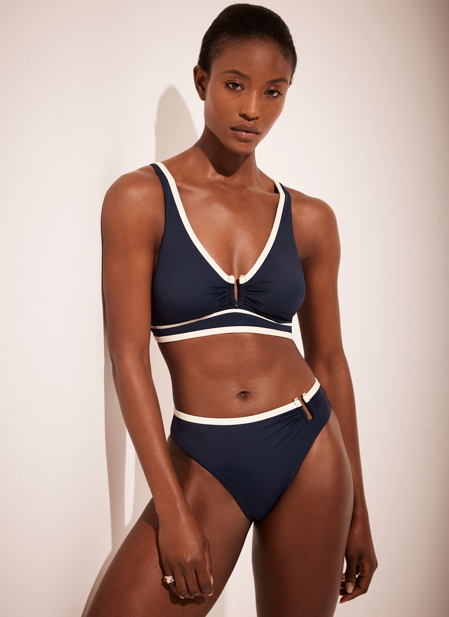 Navy Tipped Bikini Top – Mint Velvet