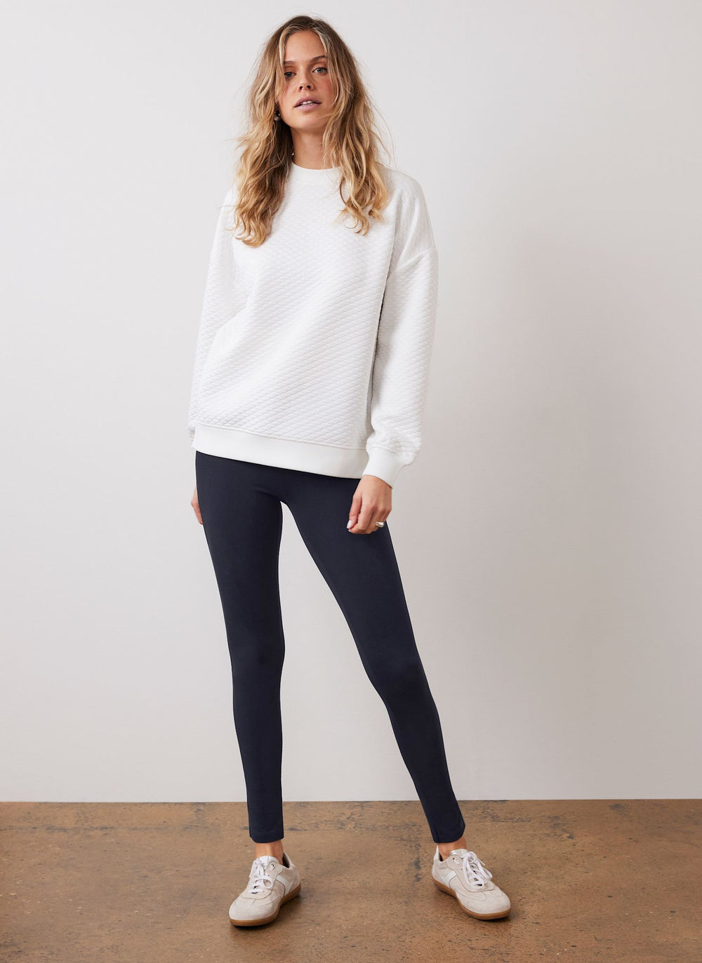 Navy Straight Leggings