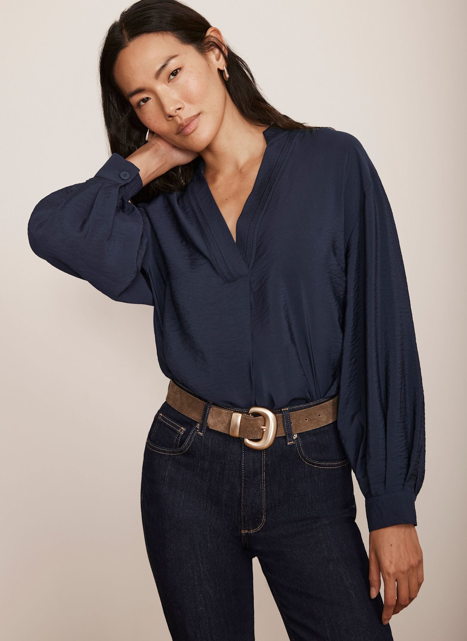 Mocmoc blouse/Navy jnhearts Embroidered navy cotton blouse with