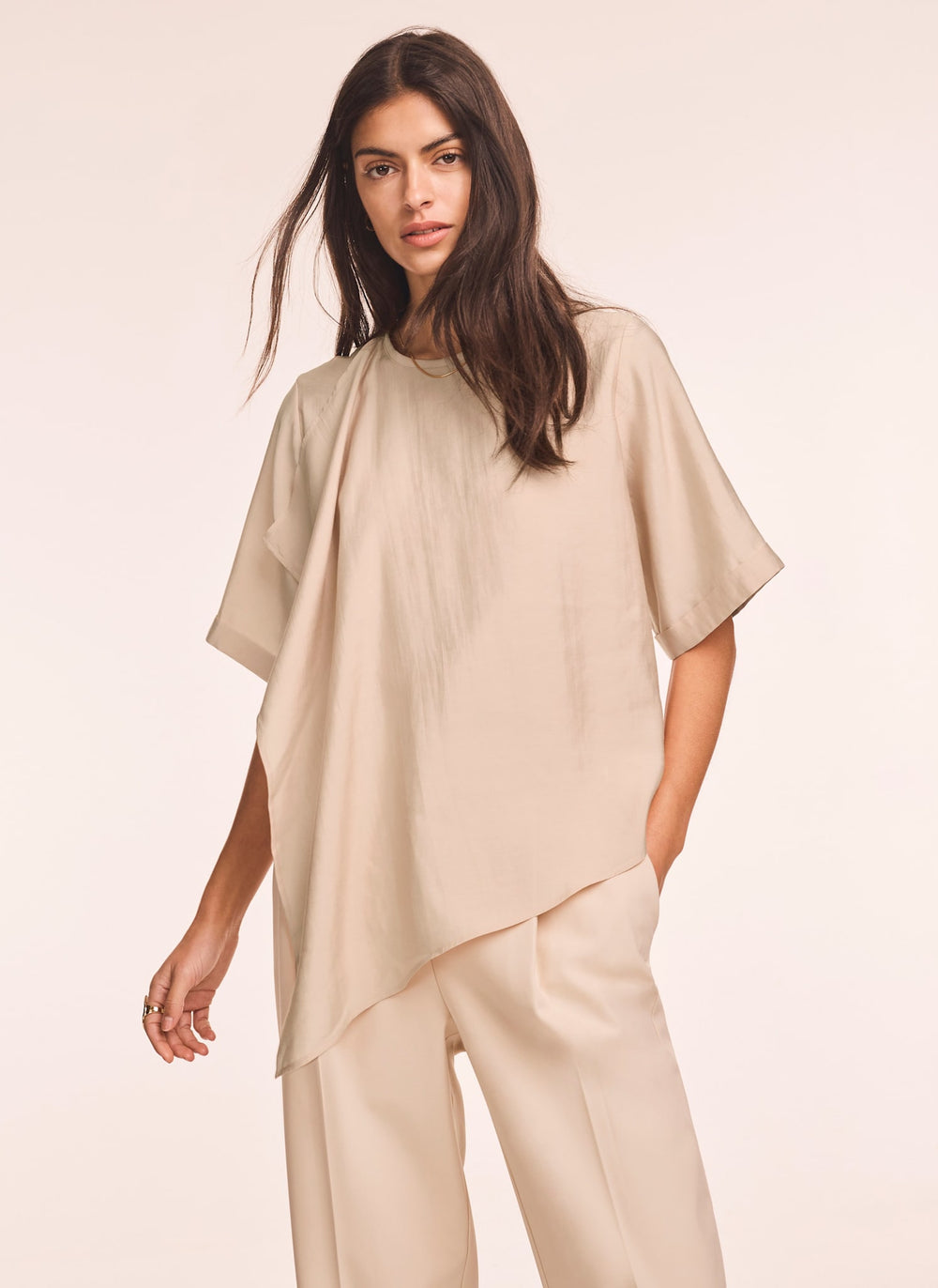 Neutral Asymmetric Detail Top