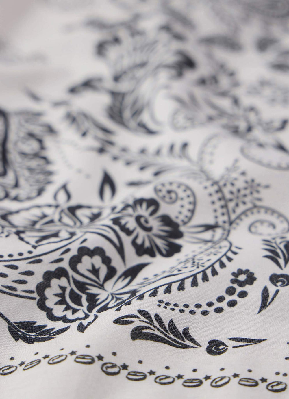 Pippa White Printed Neck Scarf