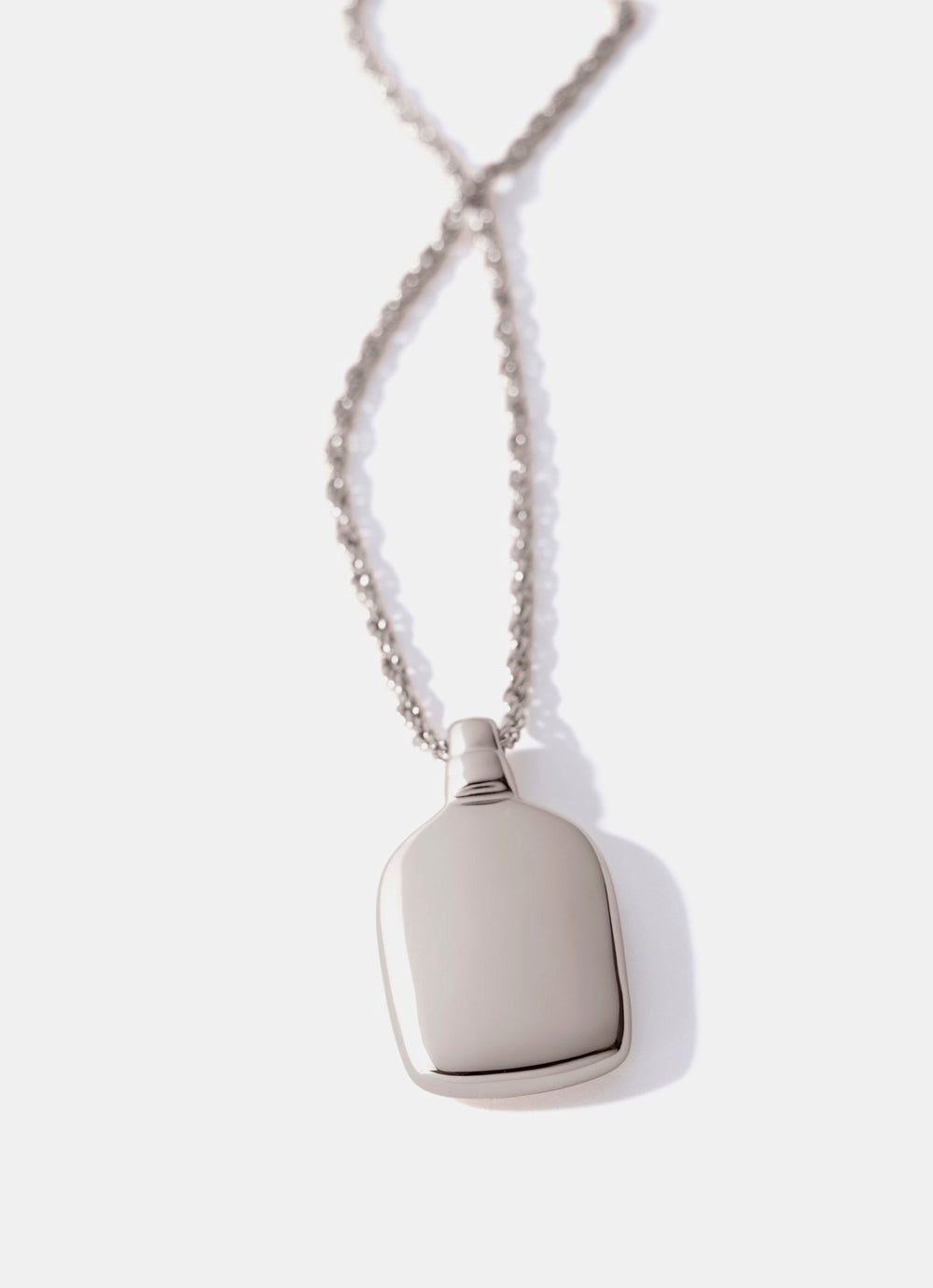 Silver Tone Pendant Necklace