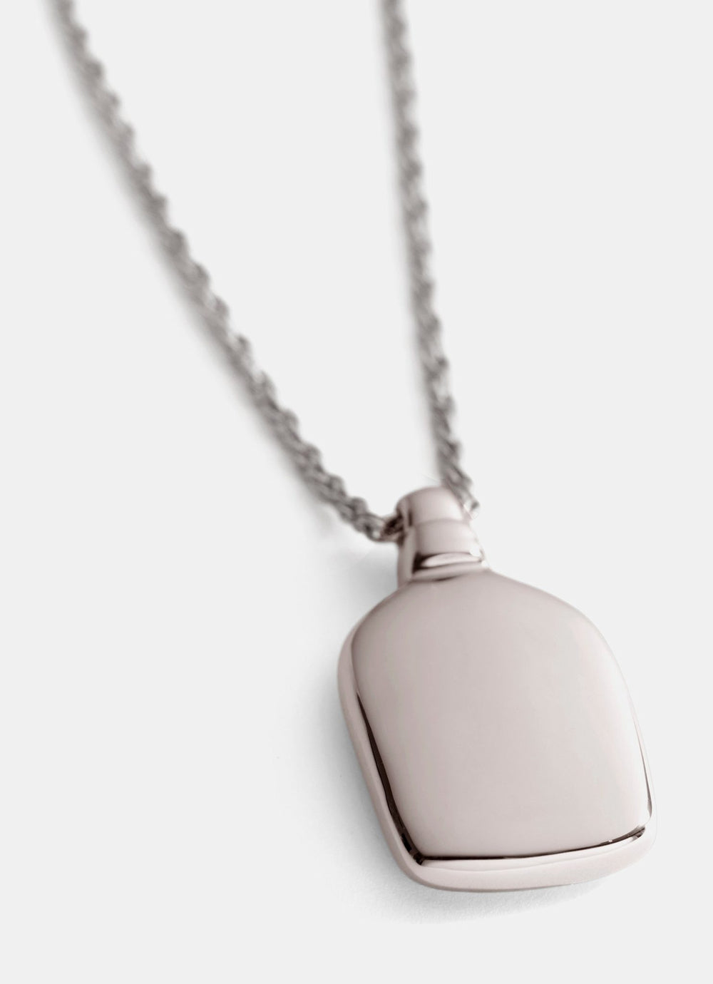 Silver Tone Pendant Necklace