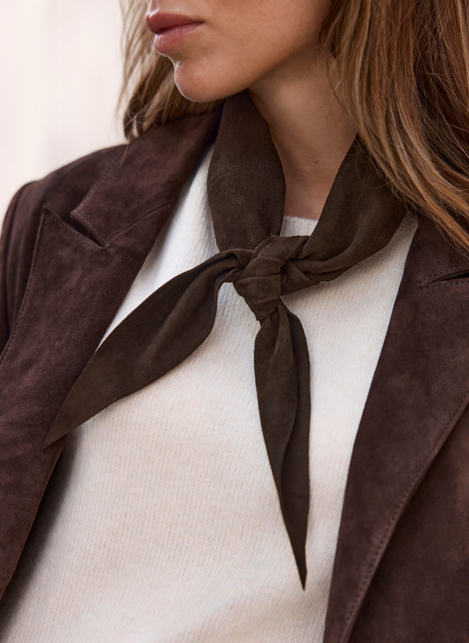 Brown Suede Mini Triangle Neck Scarf – Mint Velvet