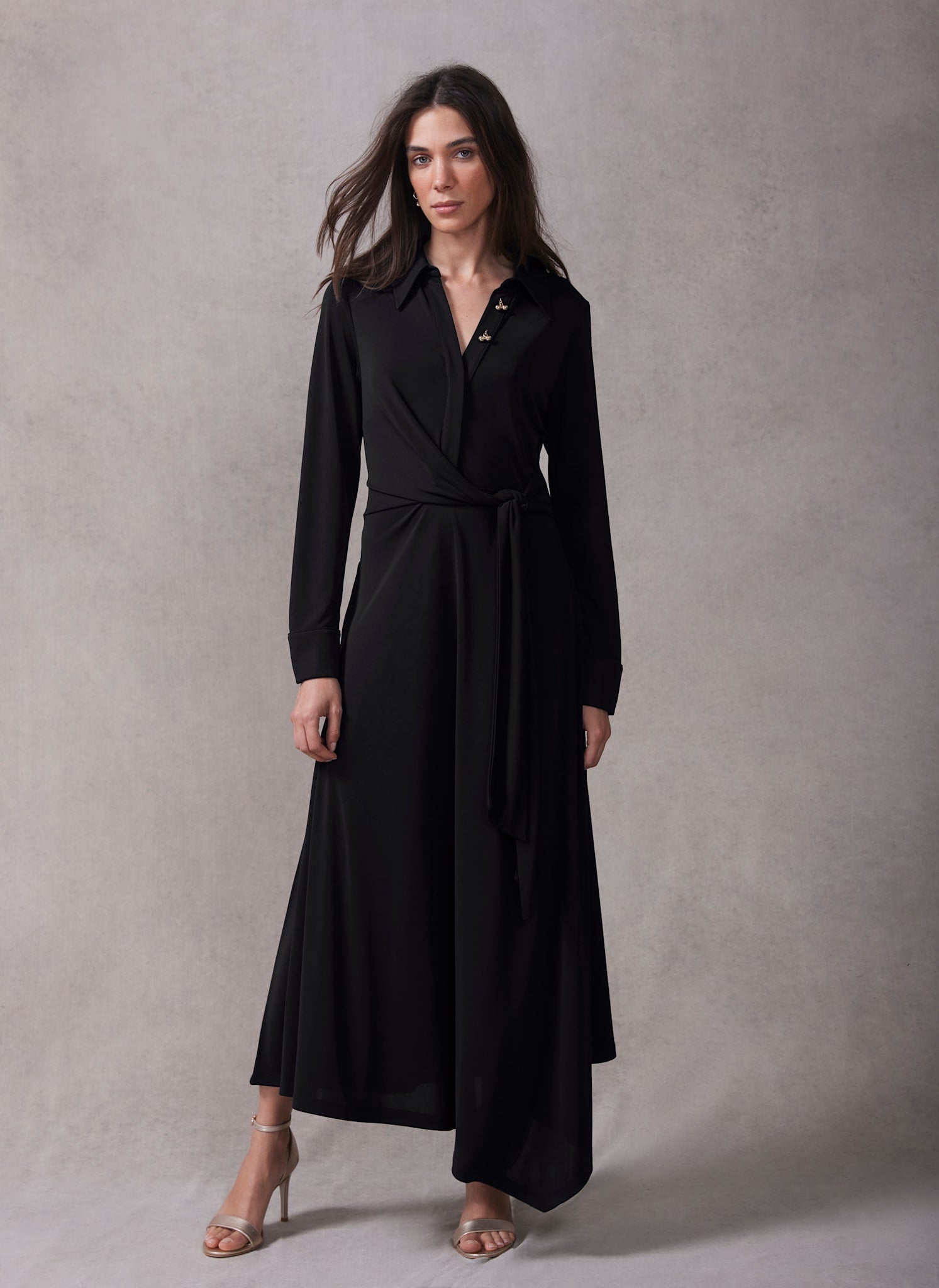 LONG DRESS WITH TIE FRONT HAUTE PASSPORT