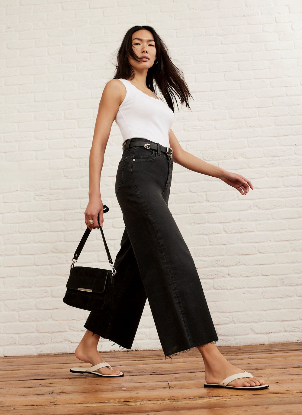 Washed Black Cropped Wide Jeans