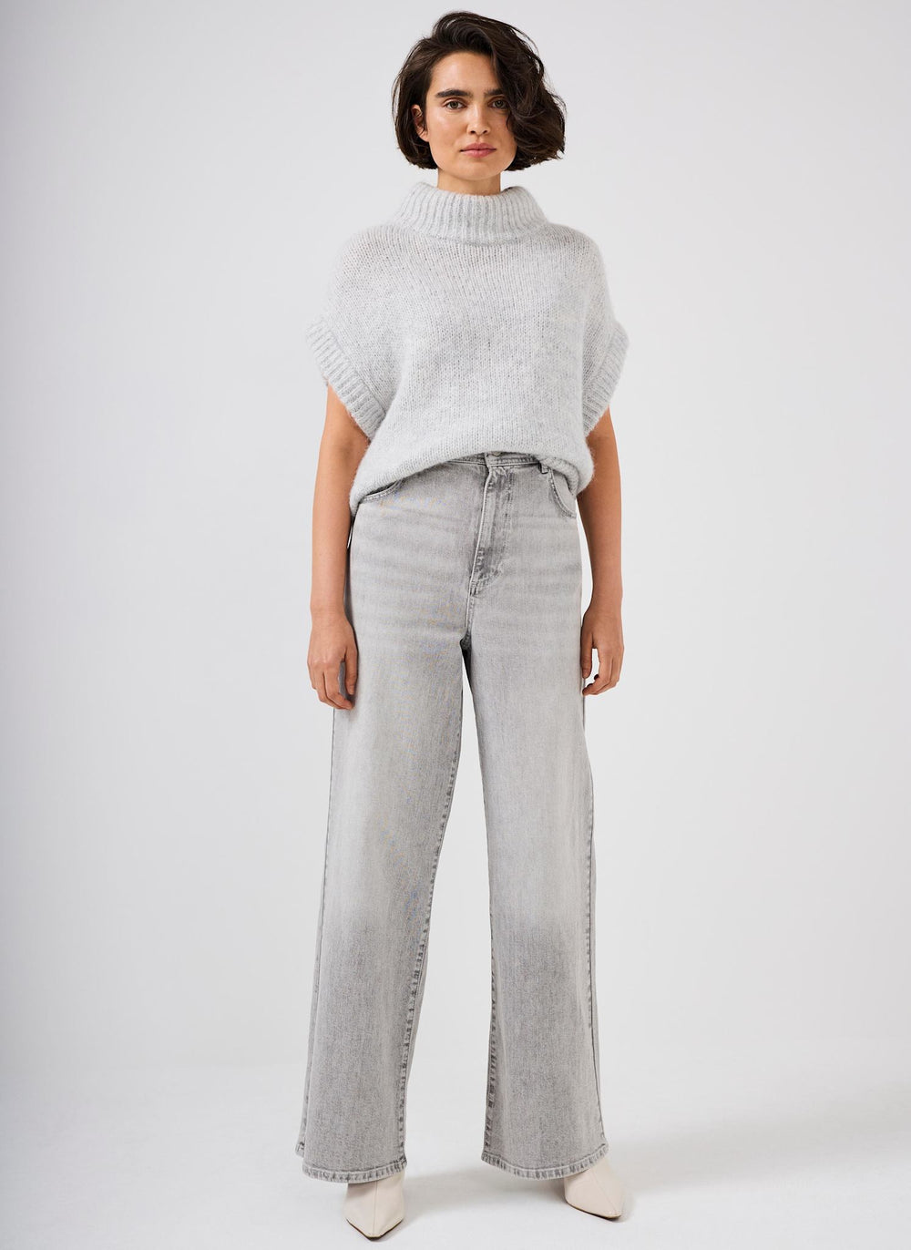 Washed Grey Wide Jeans