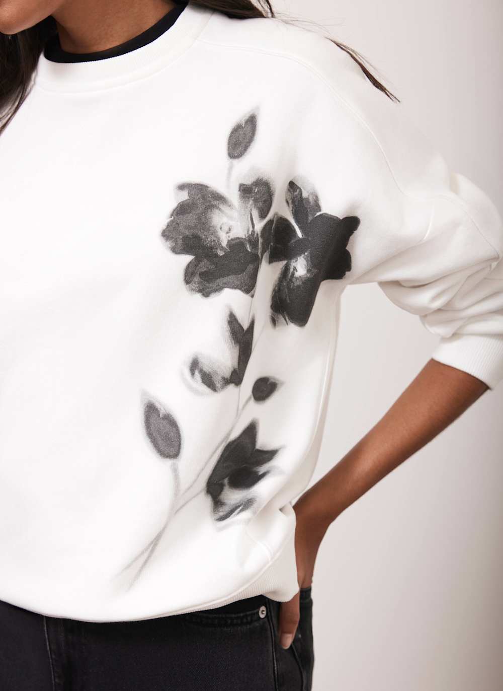White Flower Print Sweatshirt