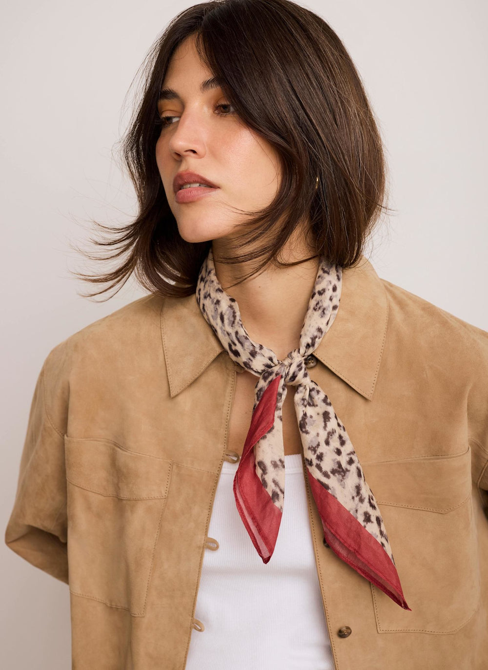 Allison Leopard Print Neck Scarf