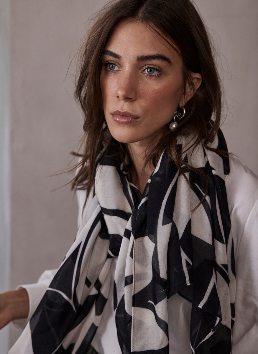 Black Print Lightweight Scarf Mint Velvet