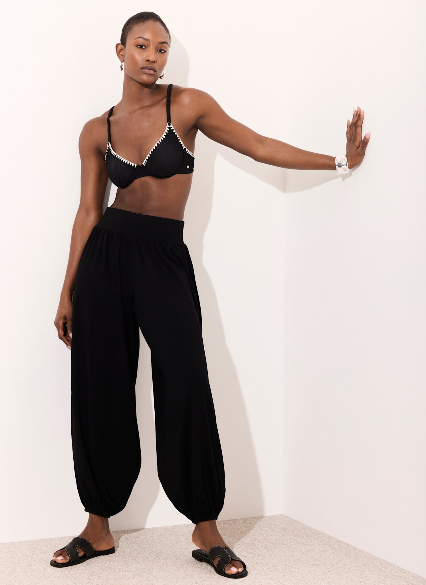 Black Jersey Balloon Trousers – Mint Velvet