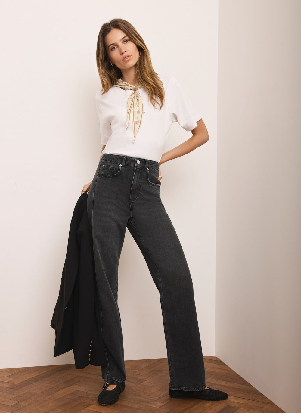 Black Wash Straight Jeans