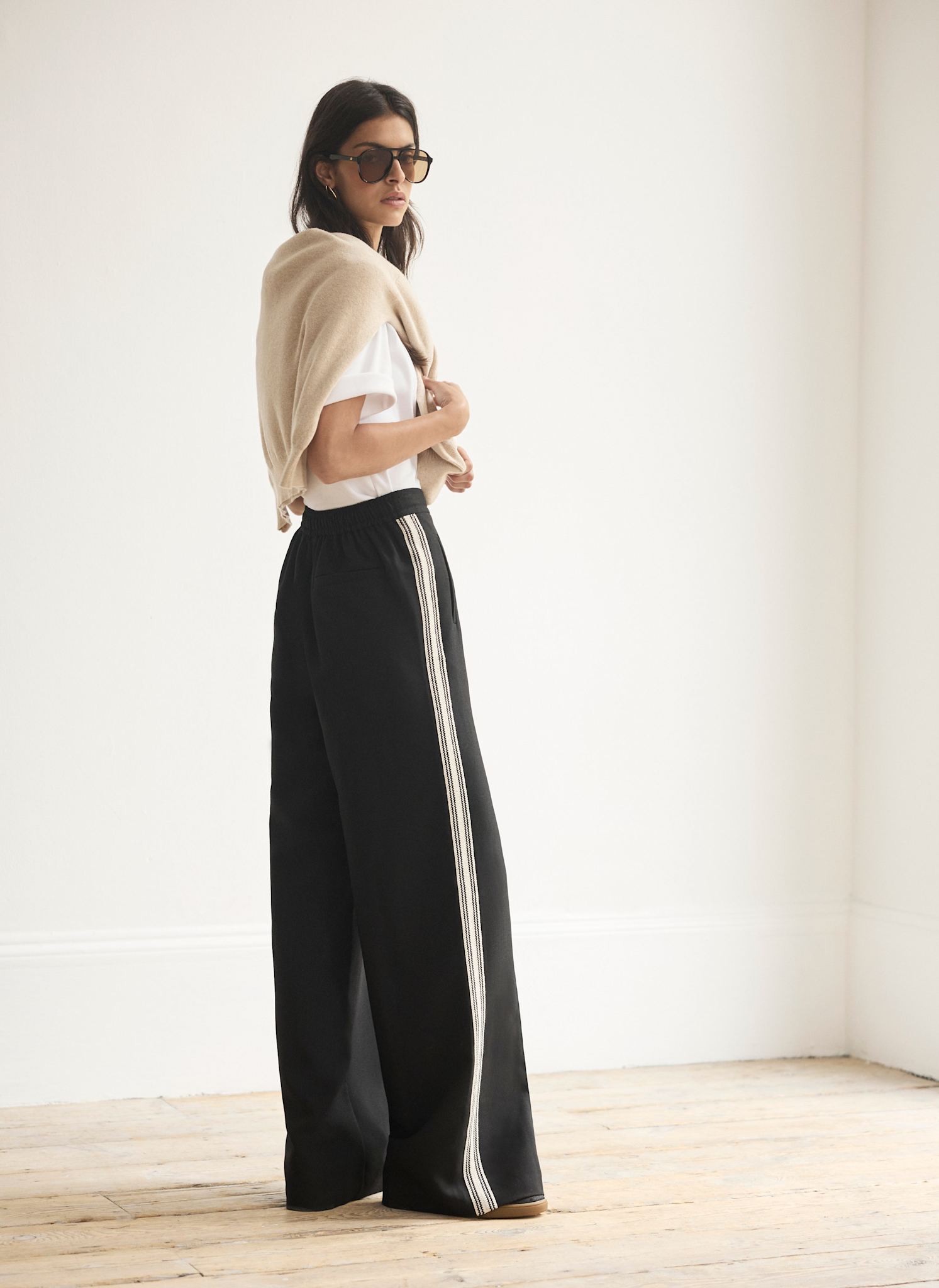 Black Crochet Side Stripe Wide Leg Trousers – Mint Velvet
