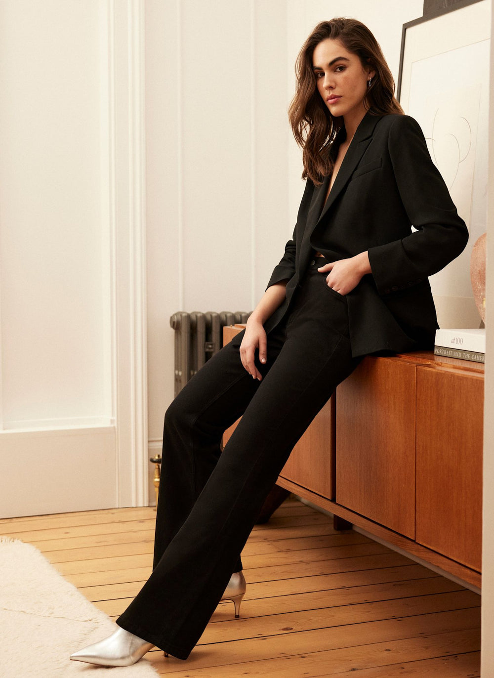 Black Fitted Flare Jeans