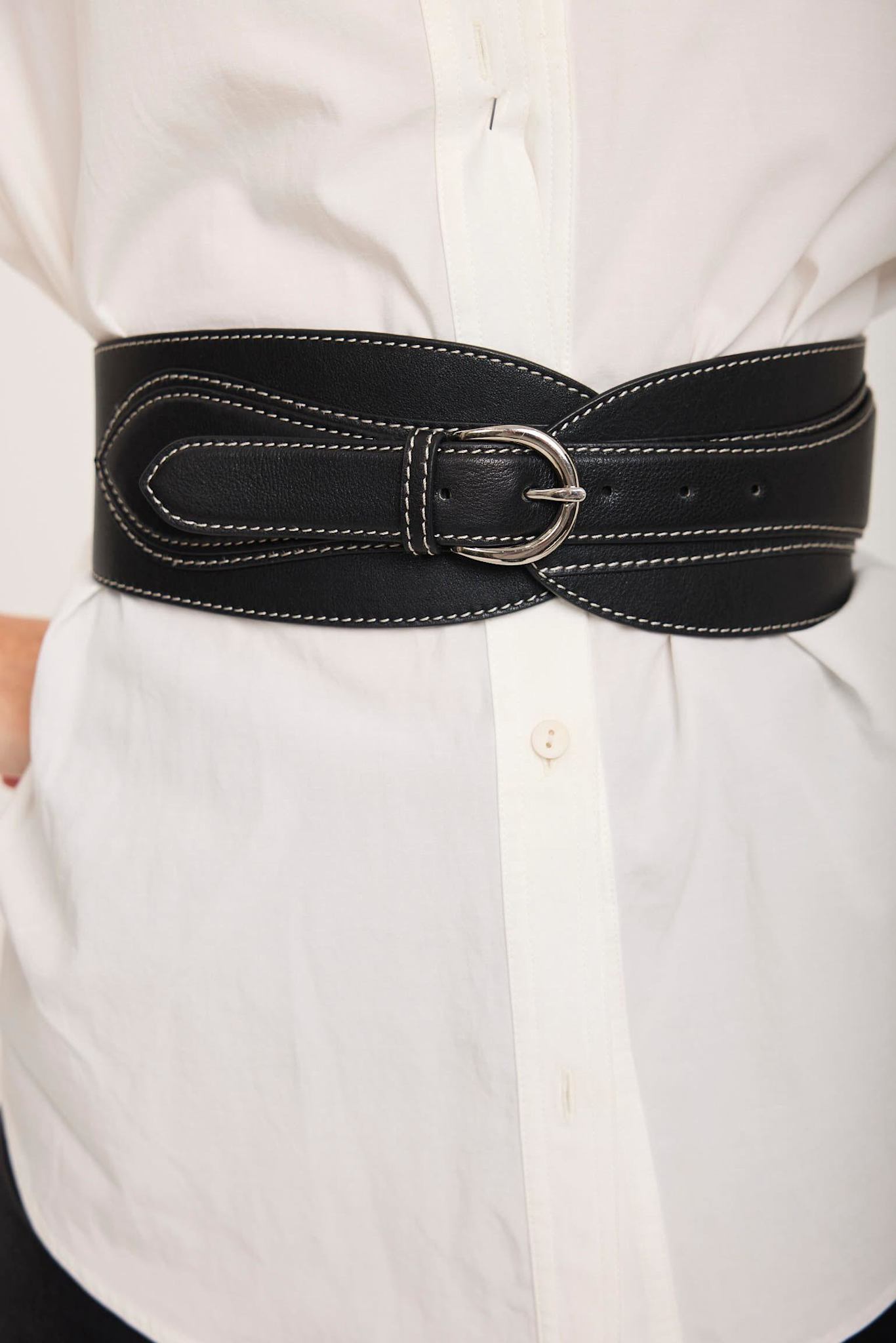 Black Leather Wide Waist Belt – Mint Velvet