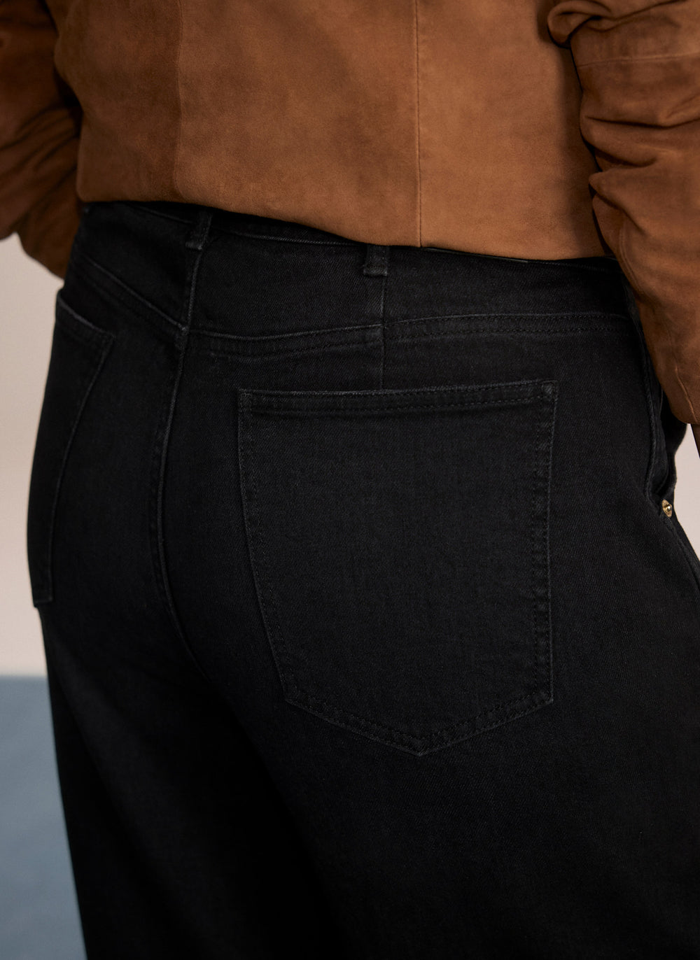 Washed Black Ultimate Barrel Jeans