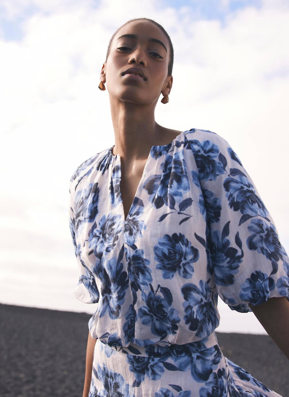 Blue Floral Print Cropped Top