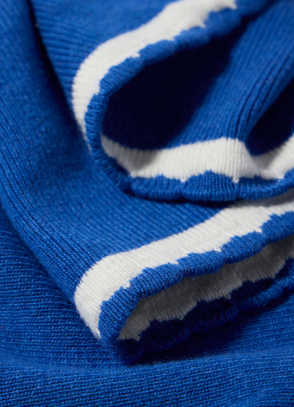 Blue Scallop Edge Knit Scarf