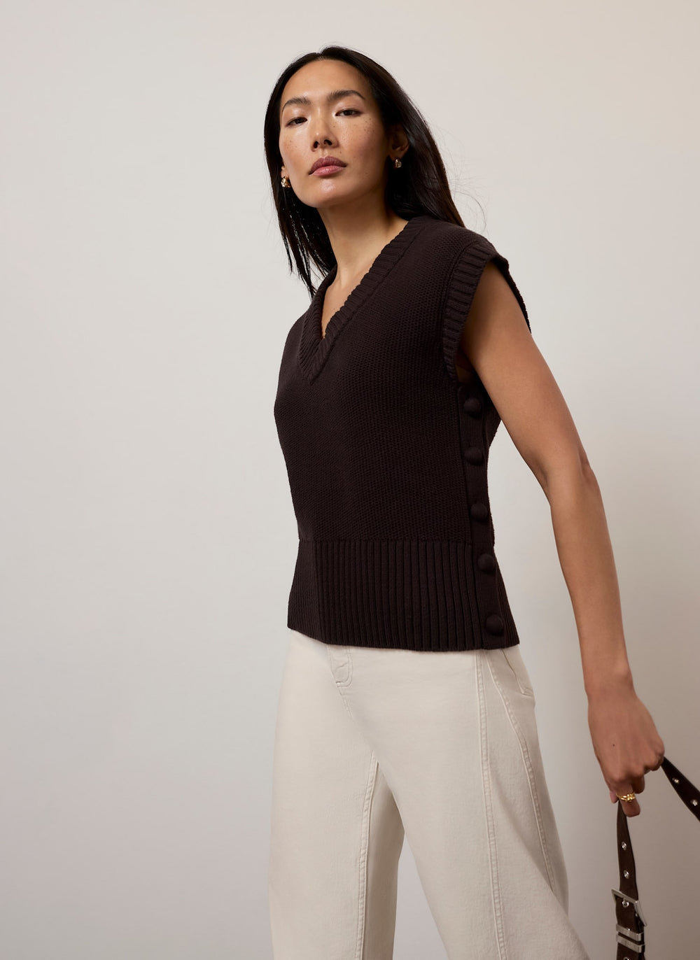 Brown Sleeveless V Neck Knit Top