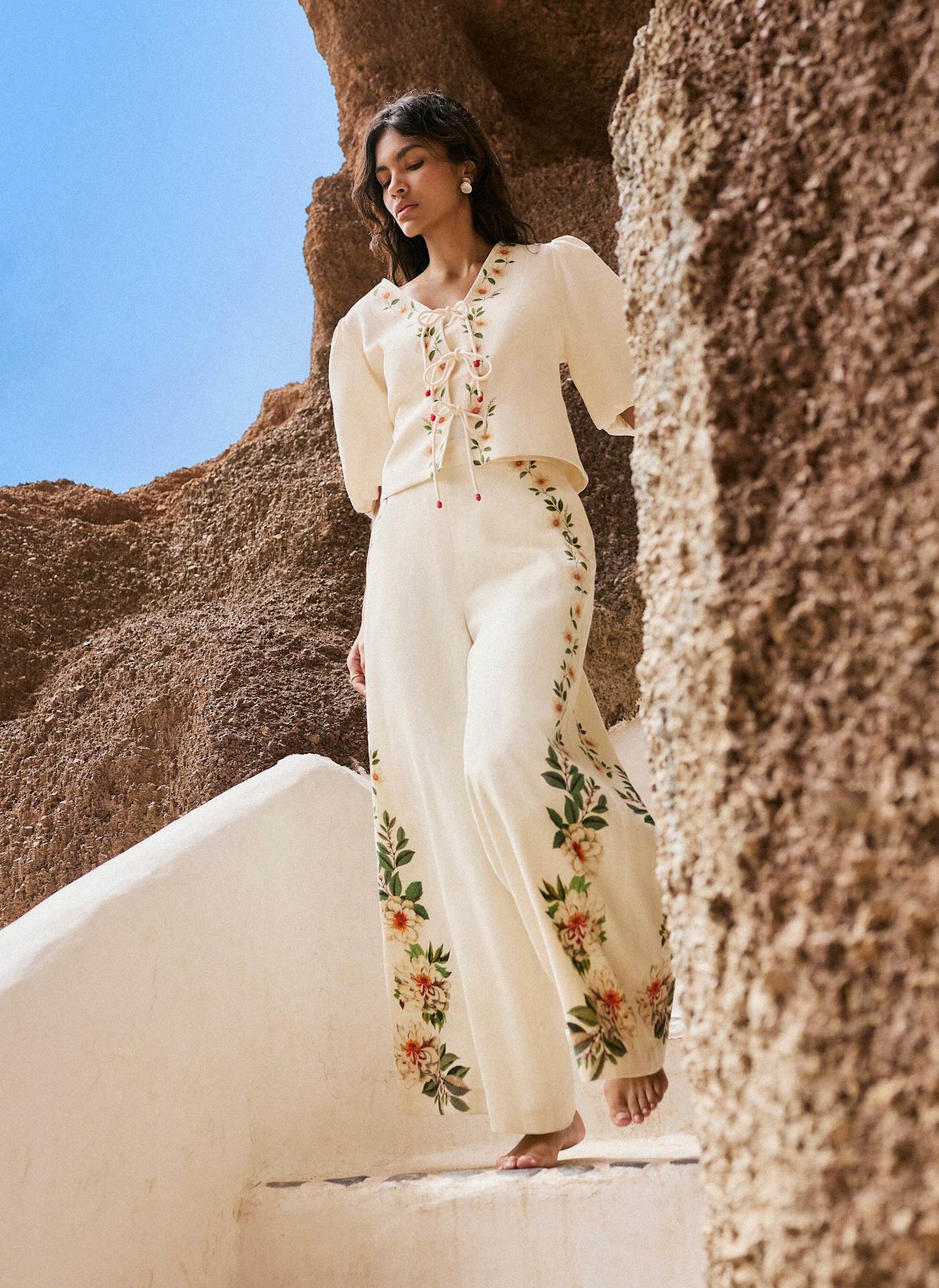 Cream Linen Blend Floral Print Wide Trousers – Mint Velvet Cream Linen Blend Floral Print Wide Trousers – Mint Velvet