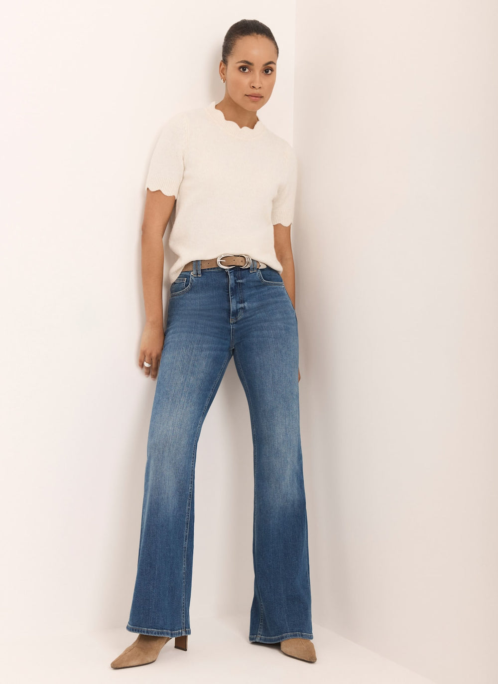 Cream Scallop Knit Top