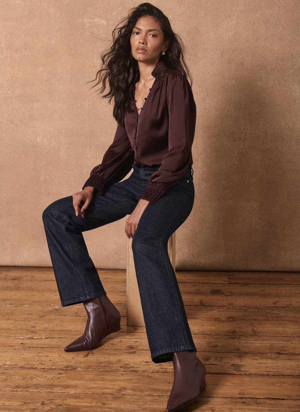 Dark Indigo 90s Straight Jeans