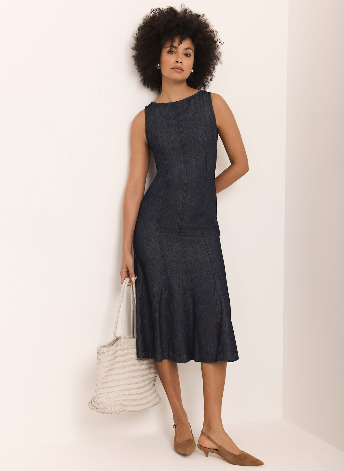 dark denim midi dress Mint Velvet Dark Blue Denim Midi Dress | Size 8 | Blue | Sleeveless